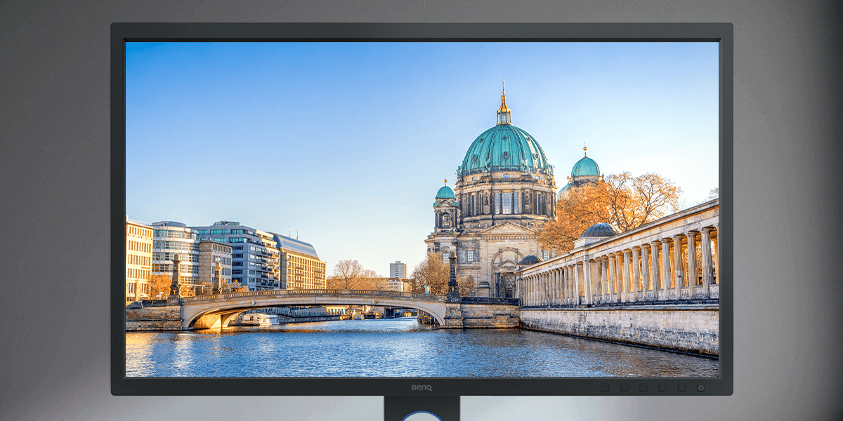 How to choose matte vs. glossy screens? which is better?｜BenQ Singapore